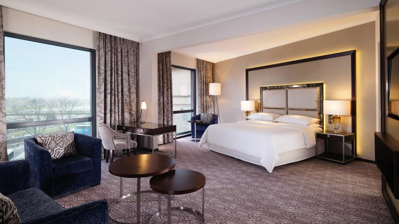 Sheraton Grand Красков Екстериор снимка Deluxe room
