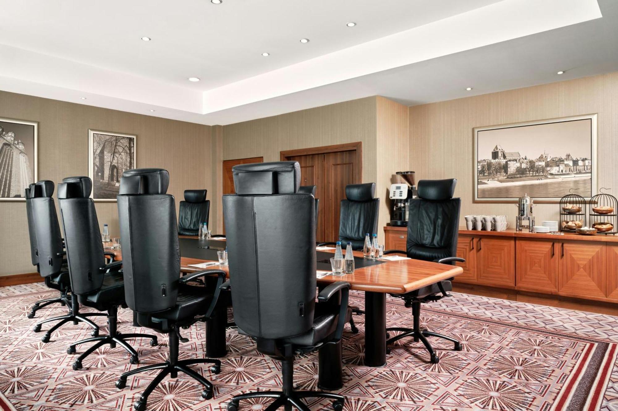 Sheraton Grand Красков Екстериор снимка